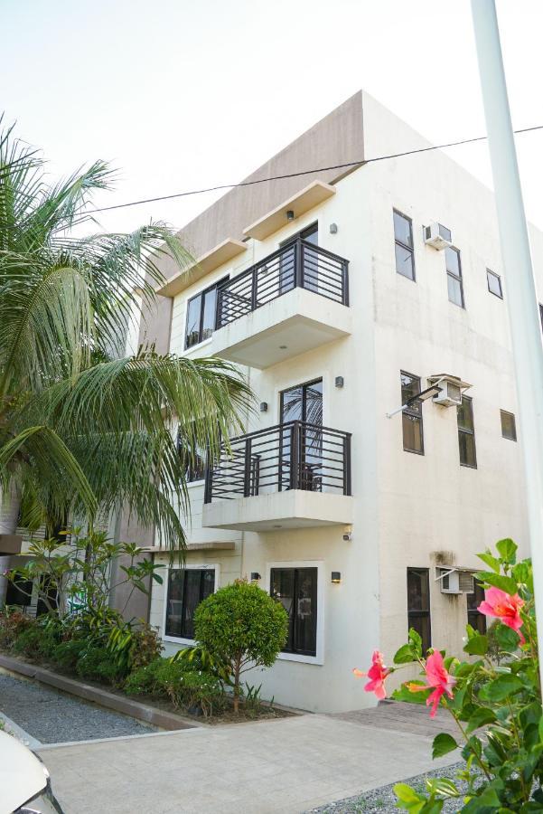Garden Vista Hotel Davao Exterior photo